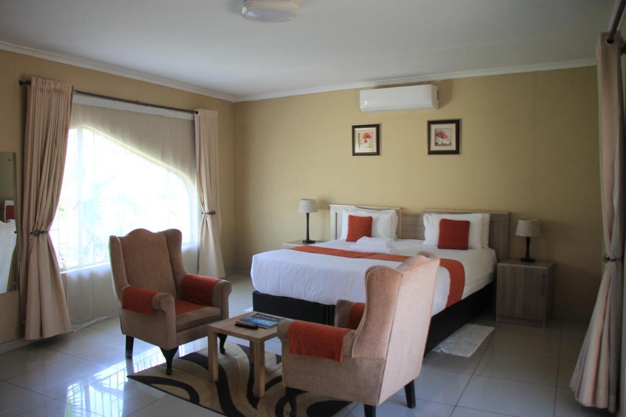 Bridgeville Guest House Gaborone Esterno foto