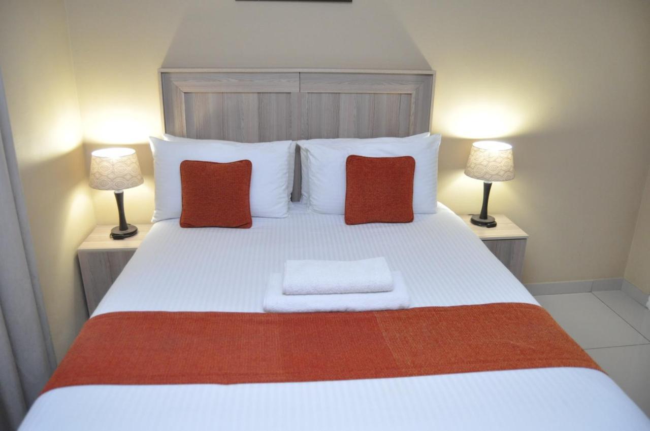 Bridgeville Guest House Gaborone Esterno foto