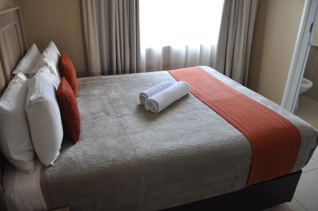 Bridgeville Guest House Gaborone Esterno foto