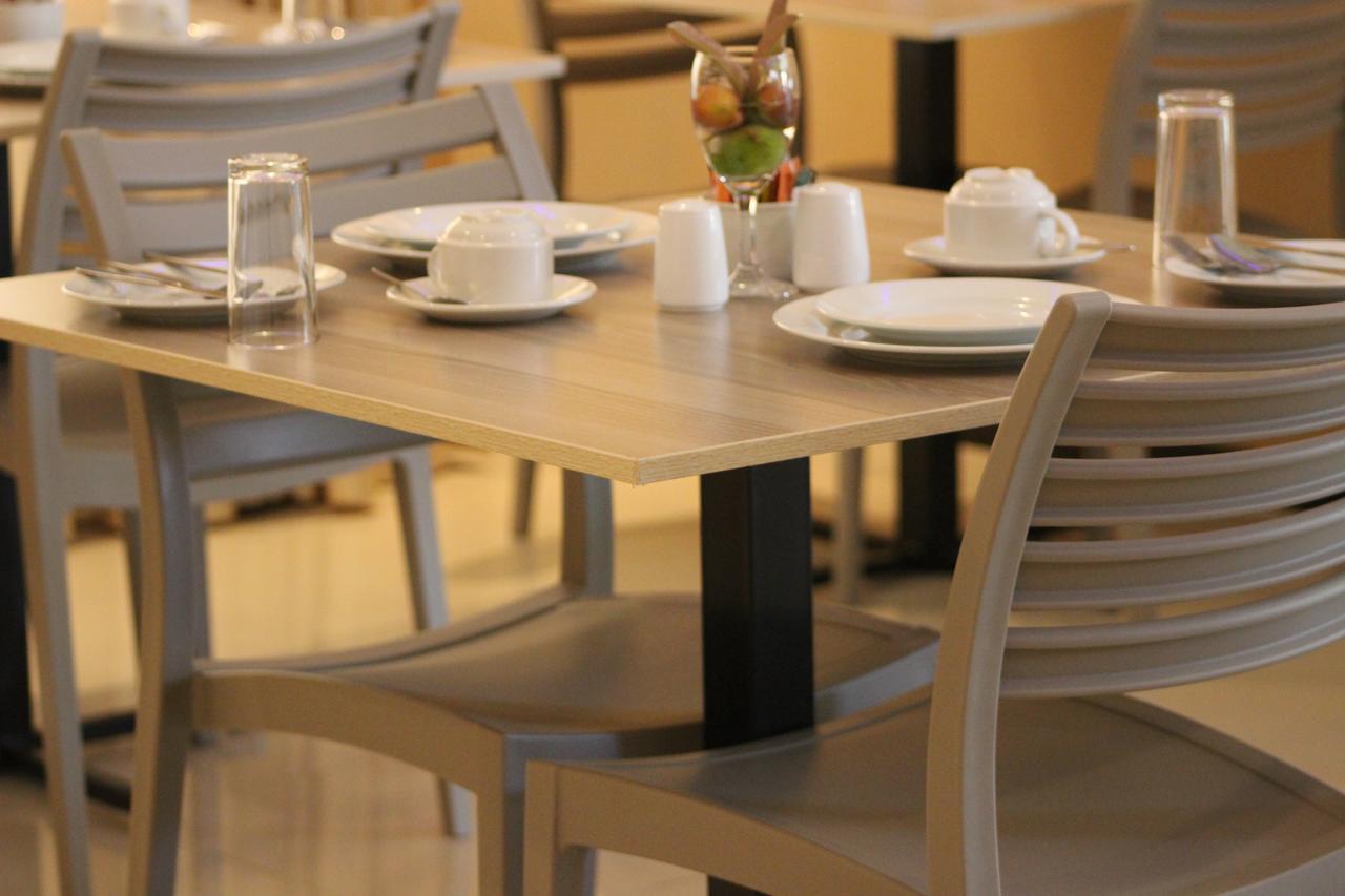 Bridgeville Guest House Gaborone Esterno foto