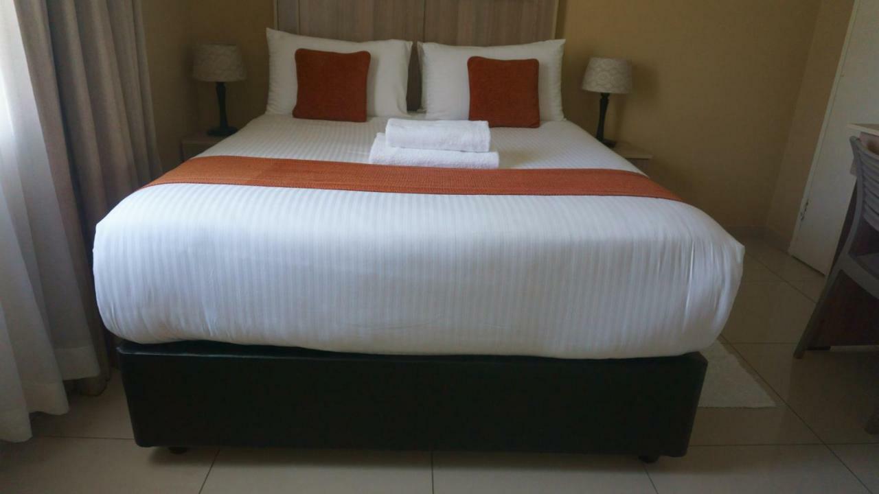 Bridgeville Guest House Gaborone Esterno foto
