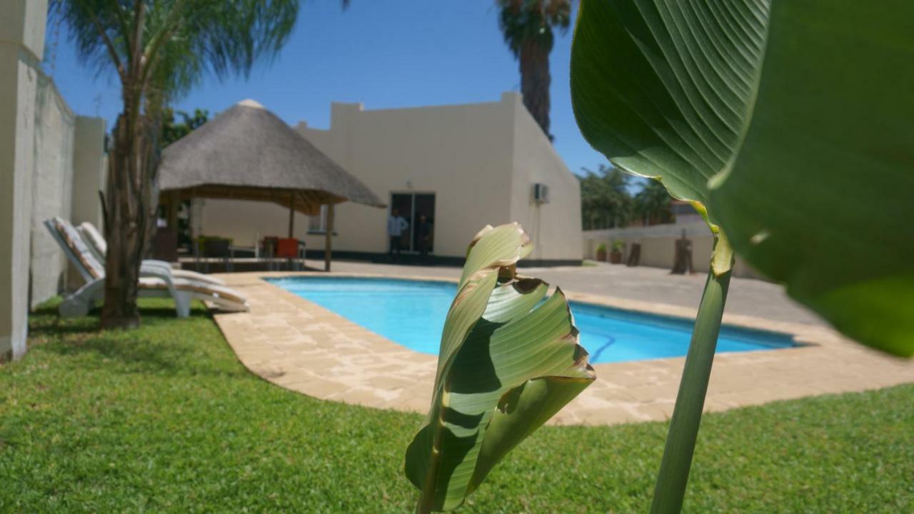 Bridgeville Guest House Gaborone Esterno foto