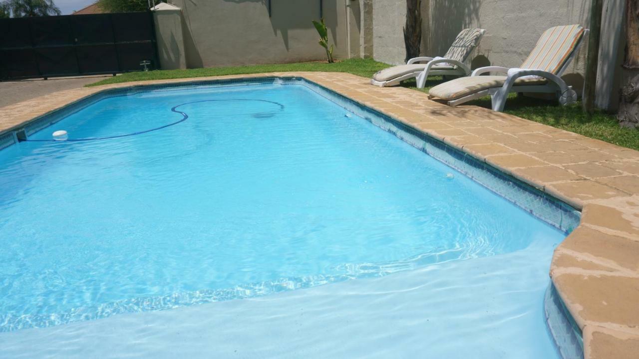 Bridgeville Guest House Gaborone Esterno foto